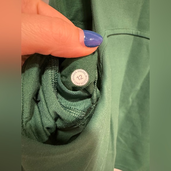 Lululemon Invigorate Training Tank Top in Everglade Green Size 12 - Picture 4 of 4